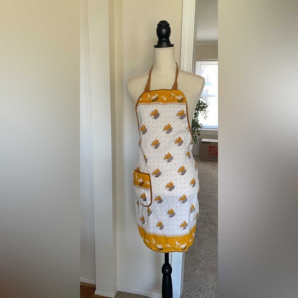 Vintage Apron With Berry Print